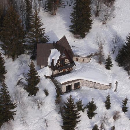 Le Chalet Pointu De Capucine Βίλα Bourg-Saint-Maurice Εξωτερικό φωτογραφία