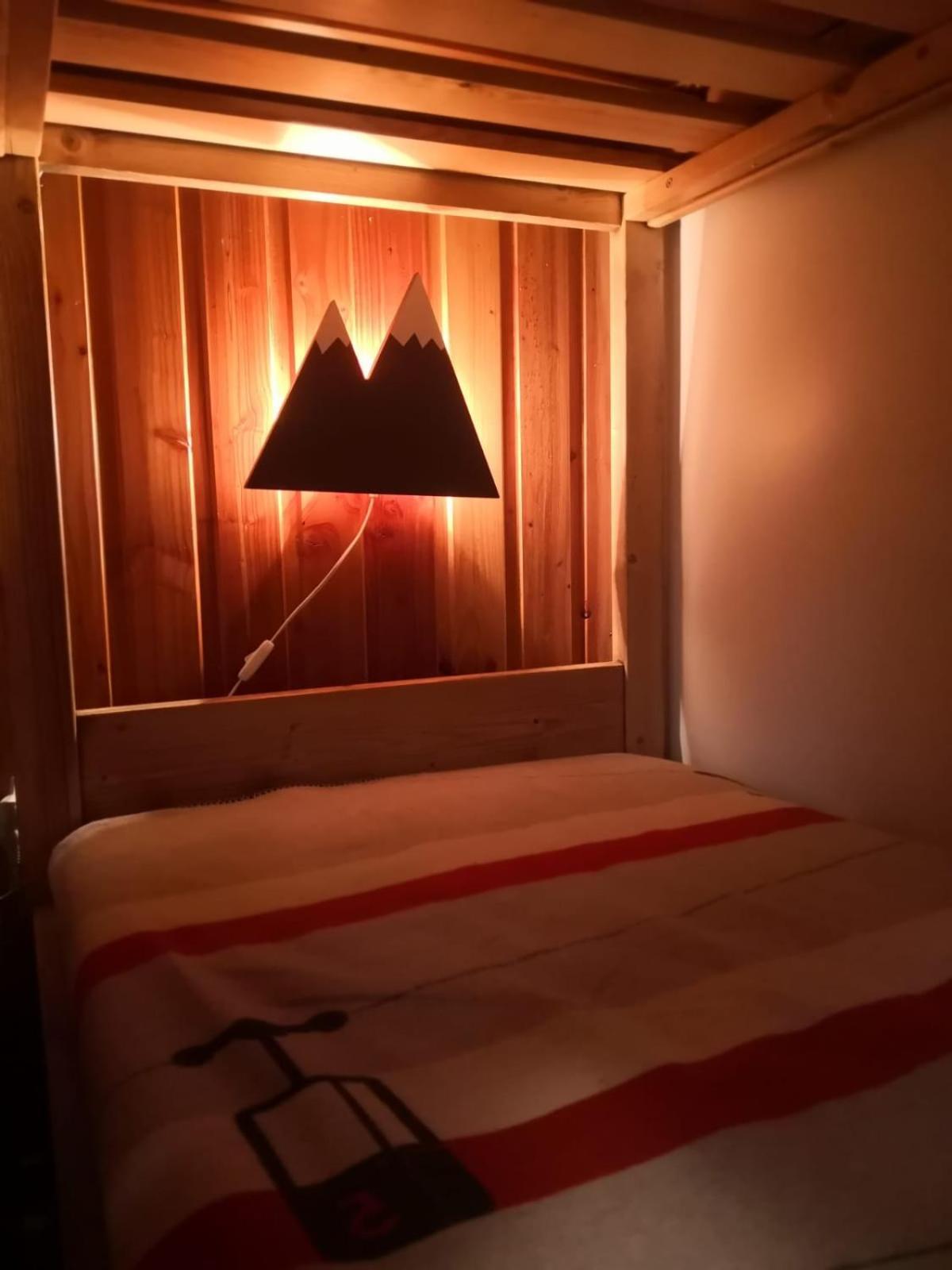 Le Chalet Pointu De Capucine Bourg-Saint-Maurice Εξωτερικό φωτογραφία
